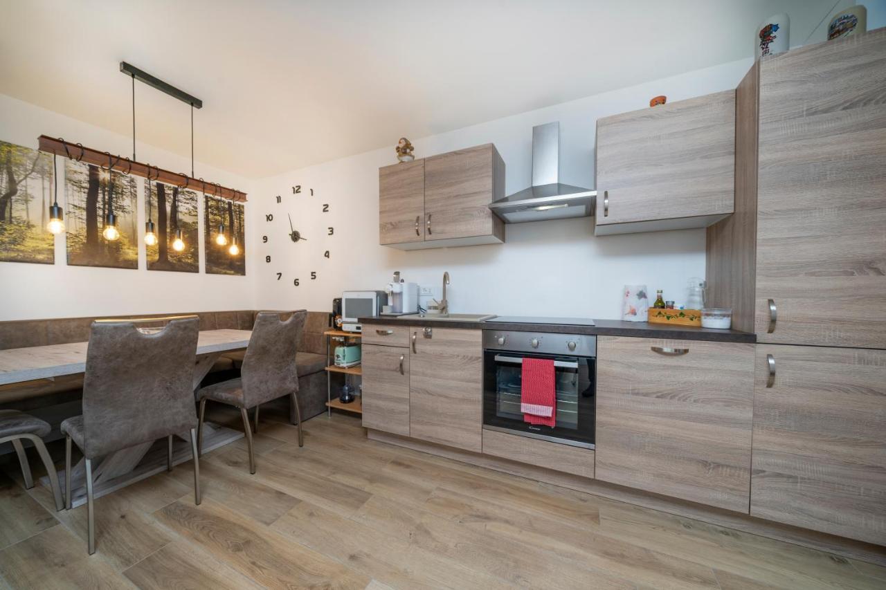 Alpi Giulie Chey Apartment Camporosso  Bagian luar foto